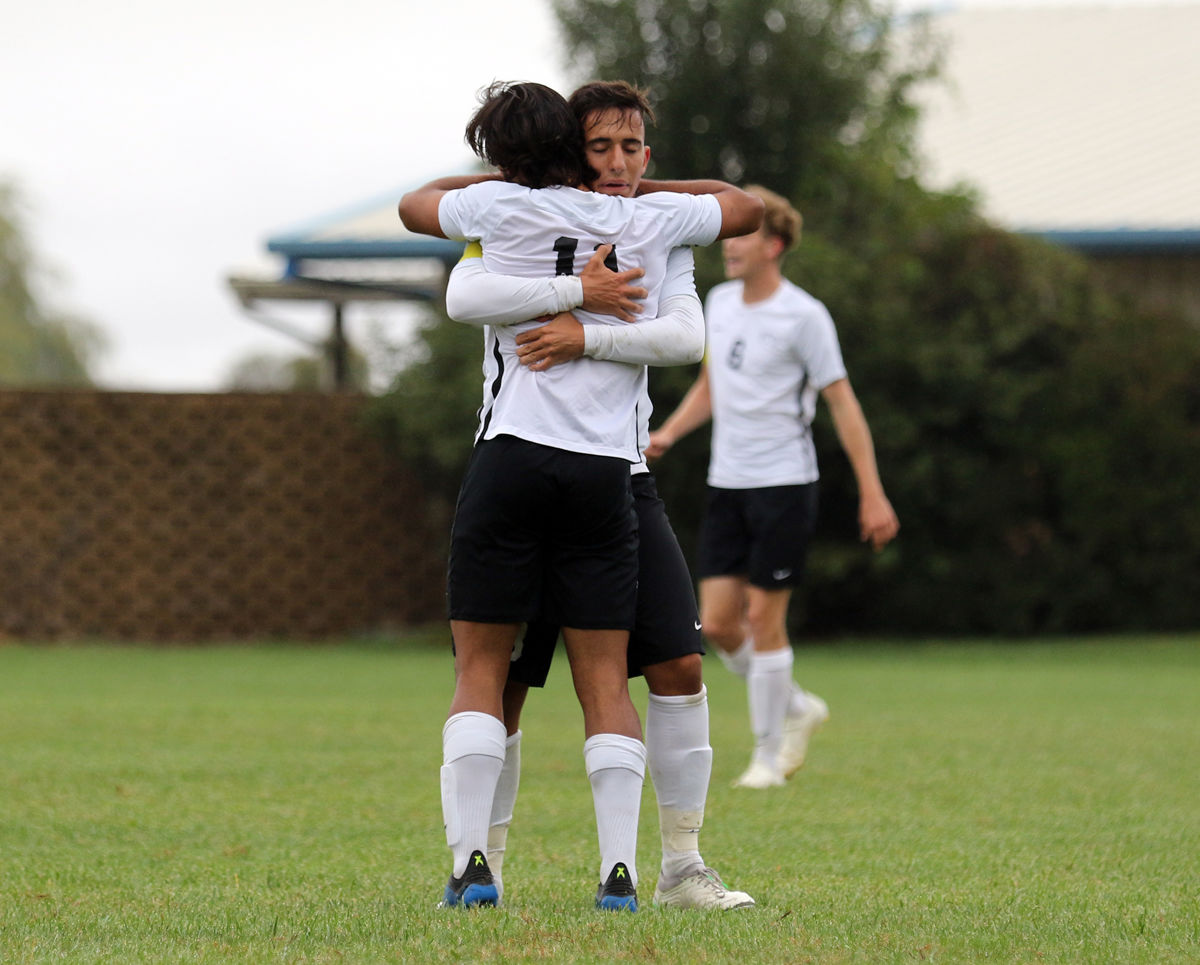 YC Mens Soccer vs Avila (25).JPG